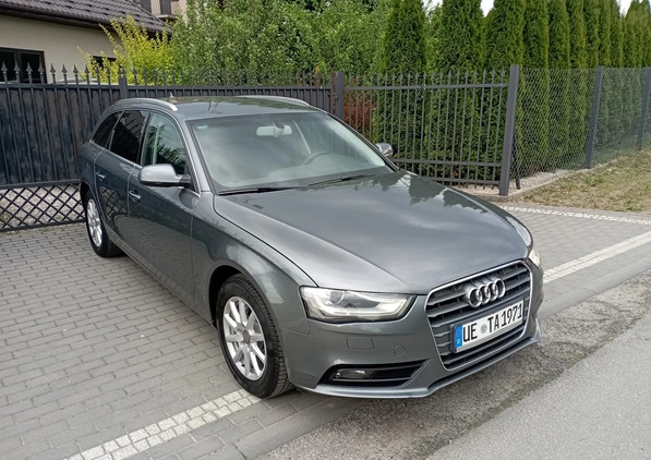 Audi A4 cena 43800 przebieg: 228000, rok produkcji 2014 z Słomniki małe 466